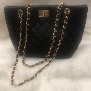 NWOT Black quilted purse small/medium tote